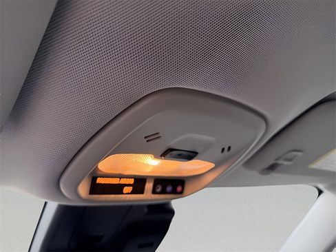 Used 2024 Chevrolet Trax LS w/ LS Convenience Package image 27