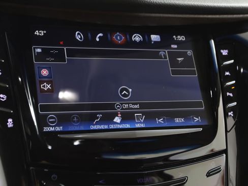 Used 2019 Cadillac Escalade ESV Premium Luxury image 9