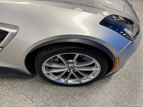 Used 2017 Chevrolet Corvette Grand Sport w/ Z07 Performance Package RWD image 24