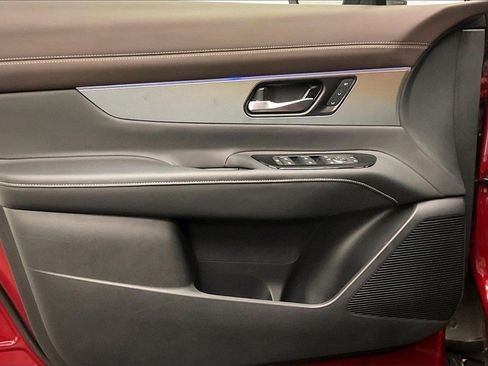 Certified 2025 Nissan Murano Platinum w/ Cargo Package image 24