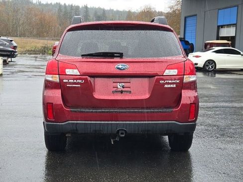 Used 2011 Subaru Outback 2.5i Premium w/ All-Weather Pkg image 7