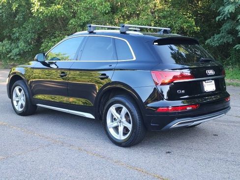 Used 2021 Audi Q5 2.0T Premium w/ Convenience Package AWD/4WD image 3