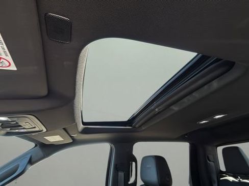 Used 2021 Chevrolet Silverado 2500 High Country w/ Z71 Off-Road Package image 19