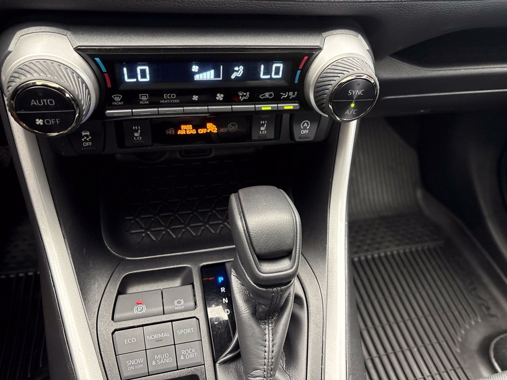Used 2024 Toyota RAV4 XLE w/ Convenience Package AWD/4WD image 35