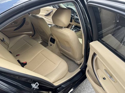 Used 2016 BMW 320i Sedan RWD image 15