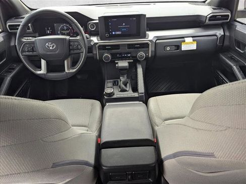 Used 2026 Toyota 4Runner SR5 AWD/4WD image 17