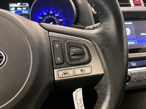 Used 2017 Subaru Outback 2.5i Premium AWD/4WD image 19
