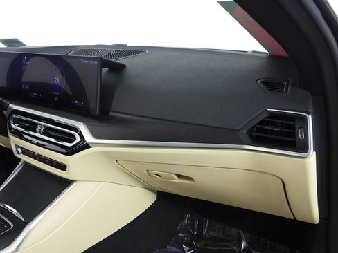 Used 2023 BMW i4 eDrive35 w/ Premium Package RWD image 14