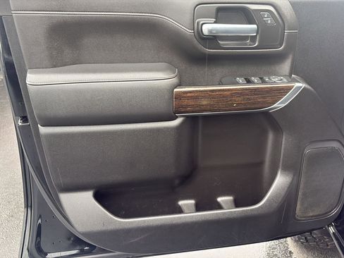 Used 2022 GMC Sierra 3500 SLE w/ SLE Value Package AWD/4WD image 16