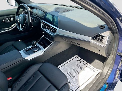 Used 2021 BMW 330i Sedan w/ Convenience Package image 28