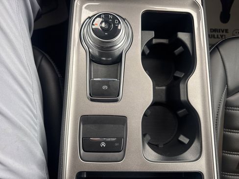 Certified 2024 Ford Edge SEL w/ Convenience Package image 32