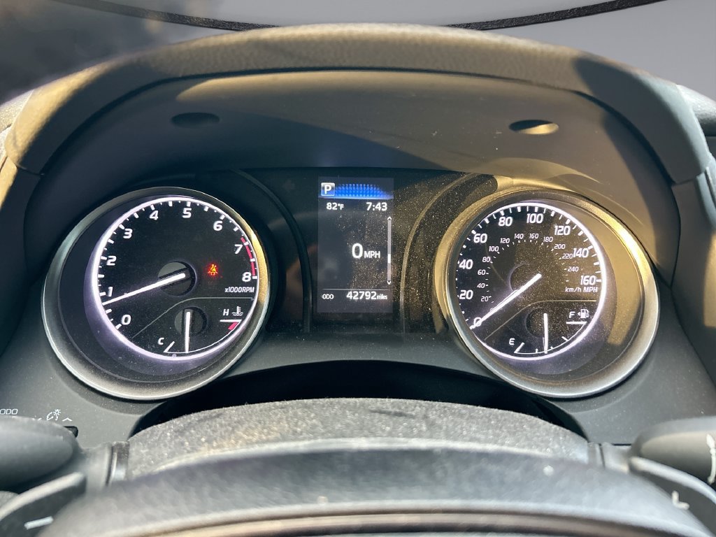 Used 2024 Toyota Camry SE FWD image 21