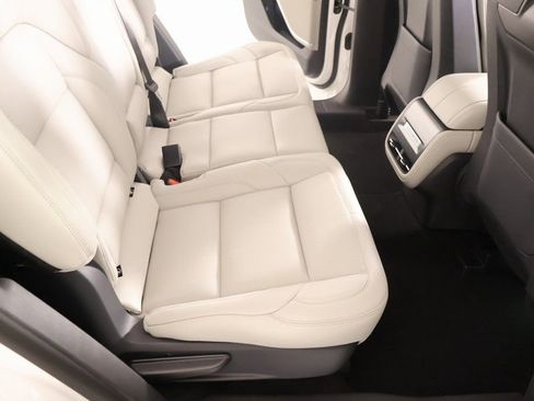 New 2026 Lincoln Nautilus Premier w/ Jet Appearance Package image 15