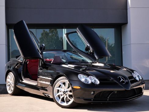 Used 2006 Mercedes-Benz SLR image 11