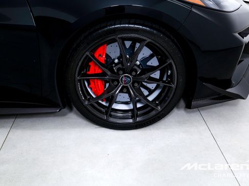 Used 2026 Chevrolet Corvette ZR1 w/ ZR1 Carbon Fiber Aero Package RWD image 27
