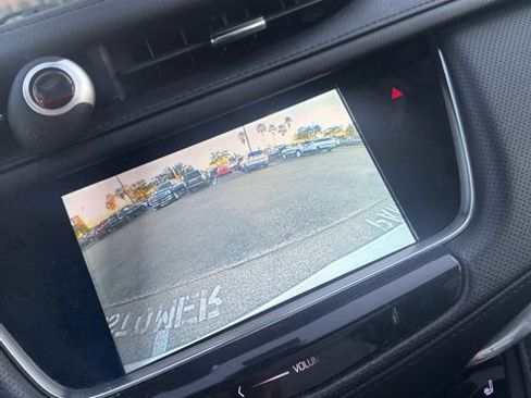 Used 2019 Cadillac XT5 Luxury image 8