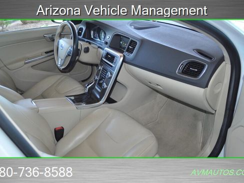 Used 2015 Volvo S60 T5 Premier FWD image 3