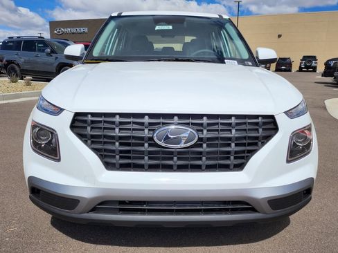 New 2026 Hyundai Venue SE image 8