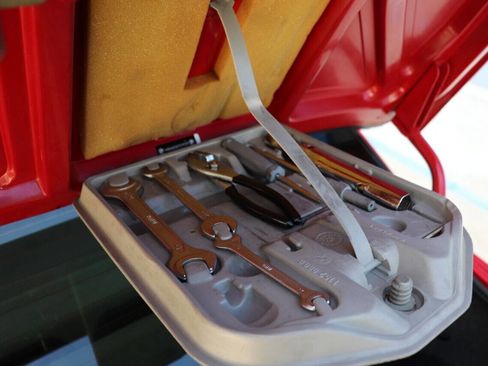 Used 1988 BMW M3 Coupe image 31