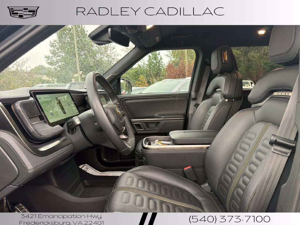 Used 2024 Rivian R1S Adventure Dual AWD/4WD image 3