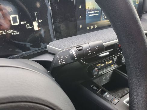 New 2026 Nissan Kicks SV image 22