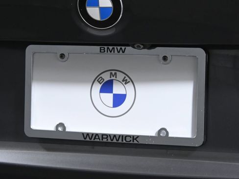 Used 2018 BMW 320i xDrive Sedan w/ Convenience Package image 14