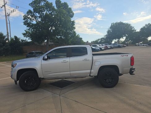 Used 2017 Chevrolet Colorado LT w/ LT Convenience Package AWD/4WD image 5