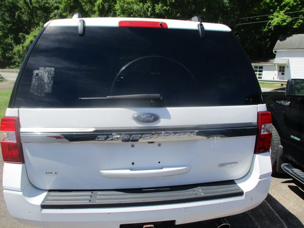 Used 2017 Ford Expedition XLT AWD/4WD image 7