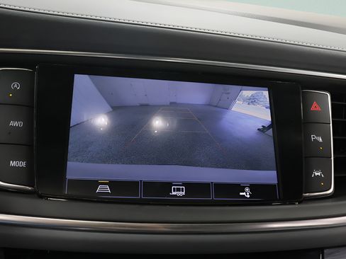 Used 2023 Buick Enclave Essence w/ Experience Buick Package AWD/4WD image 16