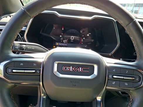 Used 2023 GMC Canyon AT4 w/ AT4 Premium Package AWD/4WD image 30