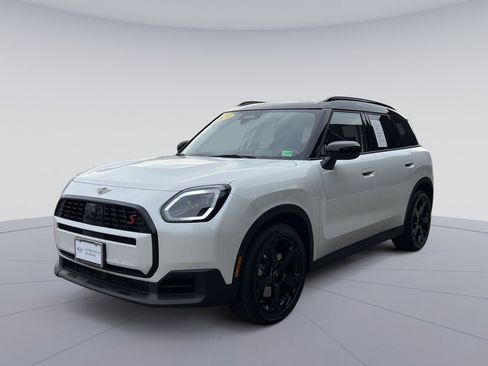 Certified 2025 MINI Cooper Countryman S image 1