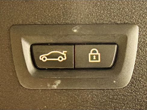 Used 2017 BMW X1 sDrive28i image 13