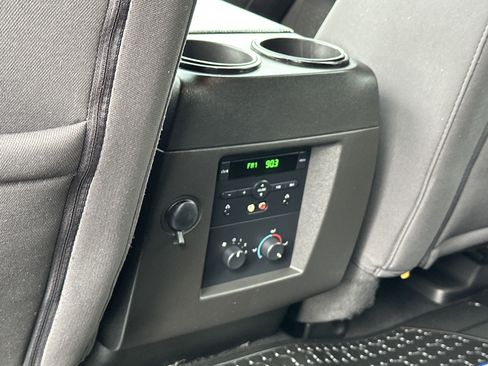 Used 2008 Ford Expedition XLT image 13