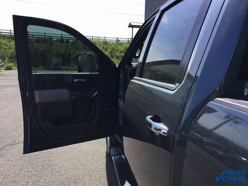 Used 2020 Chevrolet Silverado 3500 LTZ w/ LTZ Premium Package image 26