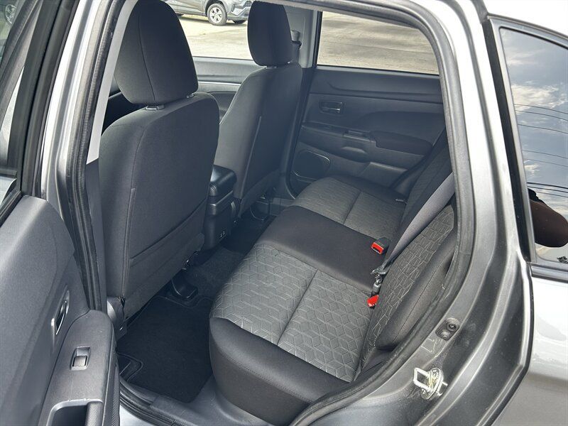 Used 2024 Mitsubishi Outlander Sport ES AWD/4WD image 27