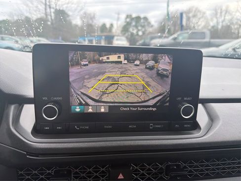 Used 2023 Honda Accord LX image 42