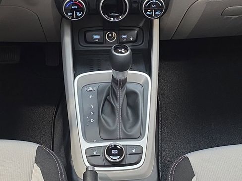 New 2026 Hyundai Venue SEL image 21