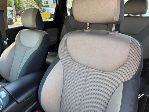 Used 2023 Hyundai Santa Fe SEL w/ Cargo Package AWD/4WD image 18