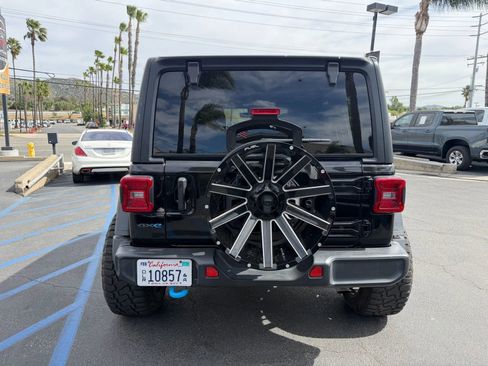 Used 2022 Jeep Wrangler Unlimited Rubicon 4xe image 7