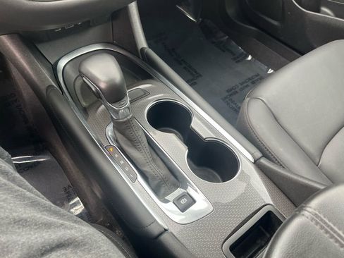 Used 2022 Chevrolet Malibu LT w/ Leather Package image 18