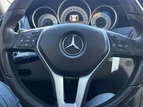 Used 2012 Mercedes-Benz C 250 Sedan image 22