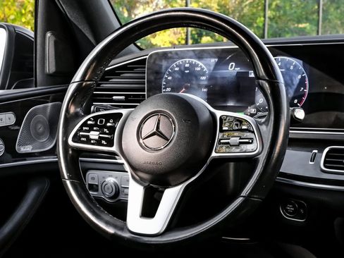 Used 2020 Mercedes-Benz GLS 450 4MATIC image 16