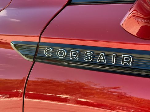 New 2025 Lincoln Corsair AWD w/ Equipment Group 101A image 7