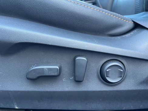 Used 2022 Subaru Outback Wilderness w/ Wilderness Package image 11