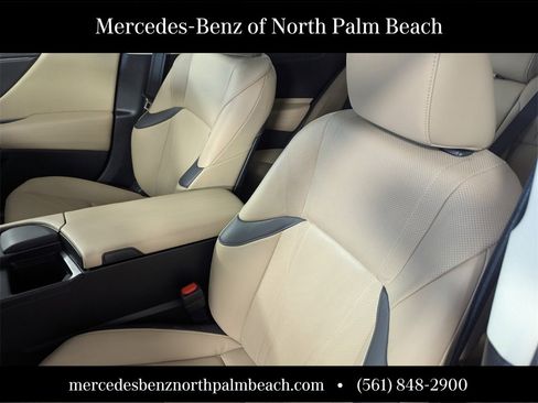 Used 2019 Lexus ES 350 Ultra Luxury image 11