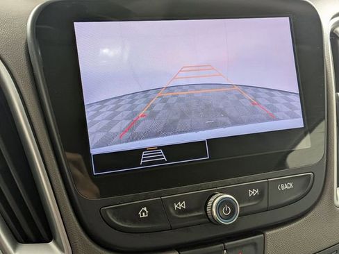 Used 2023 Chevrolet Malibu LT FWD image 23