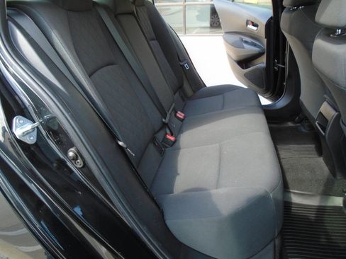 Used 2010 Toyota Prius Three image 11