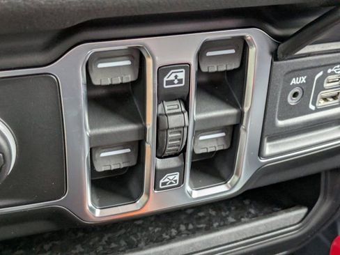 New 2026 Jeep Gladiator Sport image 20