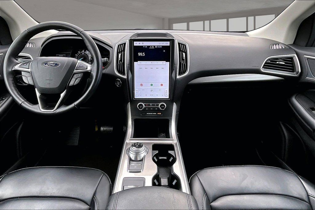 Used 2024 Ford Edge SEL AWD/4WD image 16