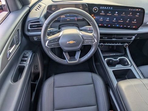 New 2026 Chevrolet Traverse LT FWD image 7